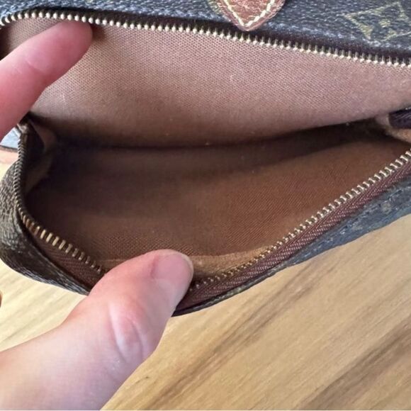 ✅AUTHENTIC✅LOUIS VUITTON MONO MONTSOURIS BACKPACK MM - Picture 15 of 15